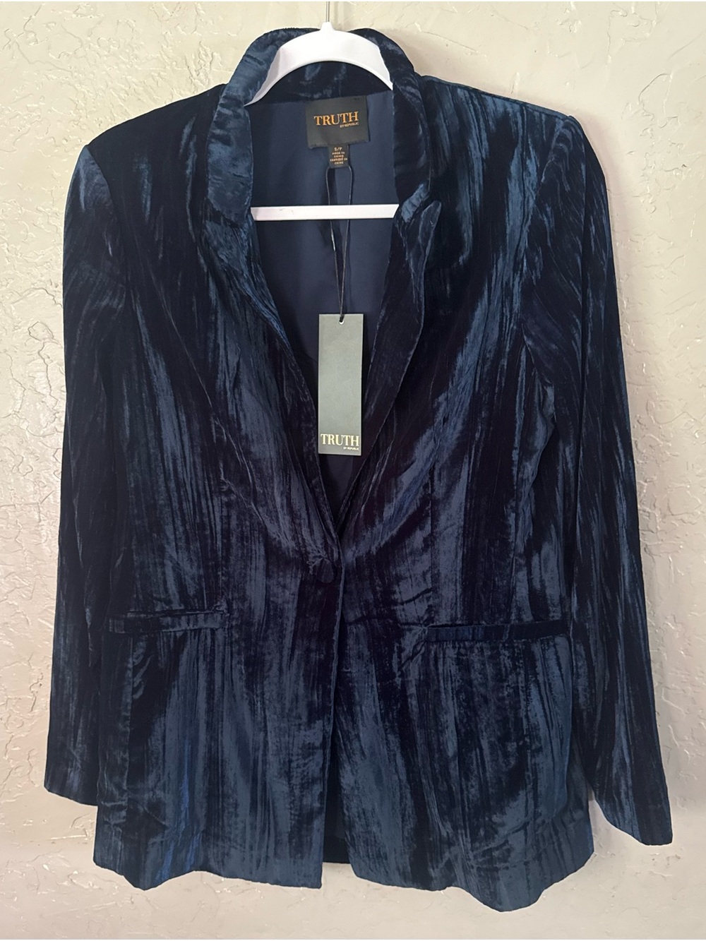 TRUTH Midnight Blue Velvet Blazer Jacket